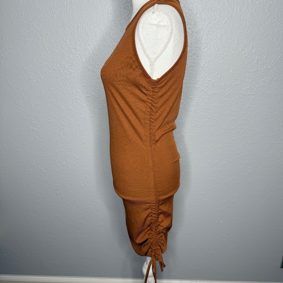 Pre-Owned Women's Tank dress w/ Rushed side midi to mini 'size Medium -cp - Picture 4 of 8